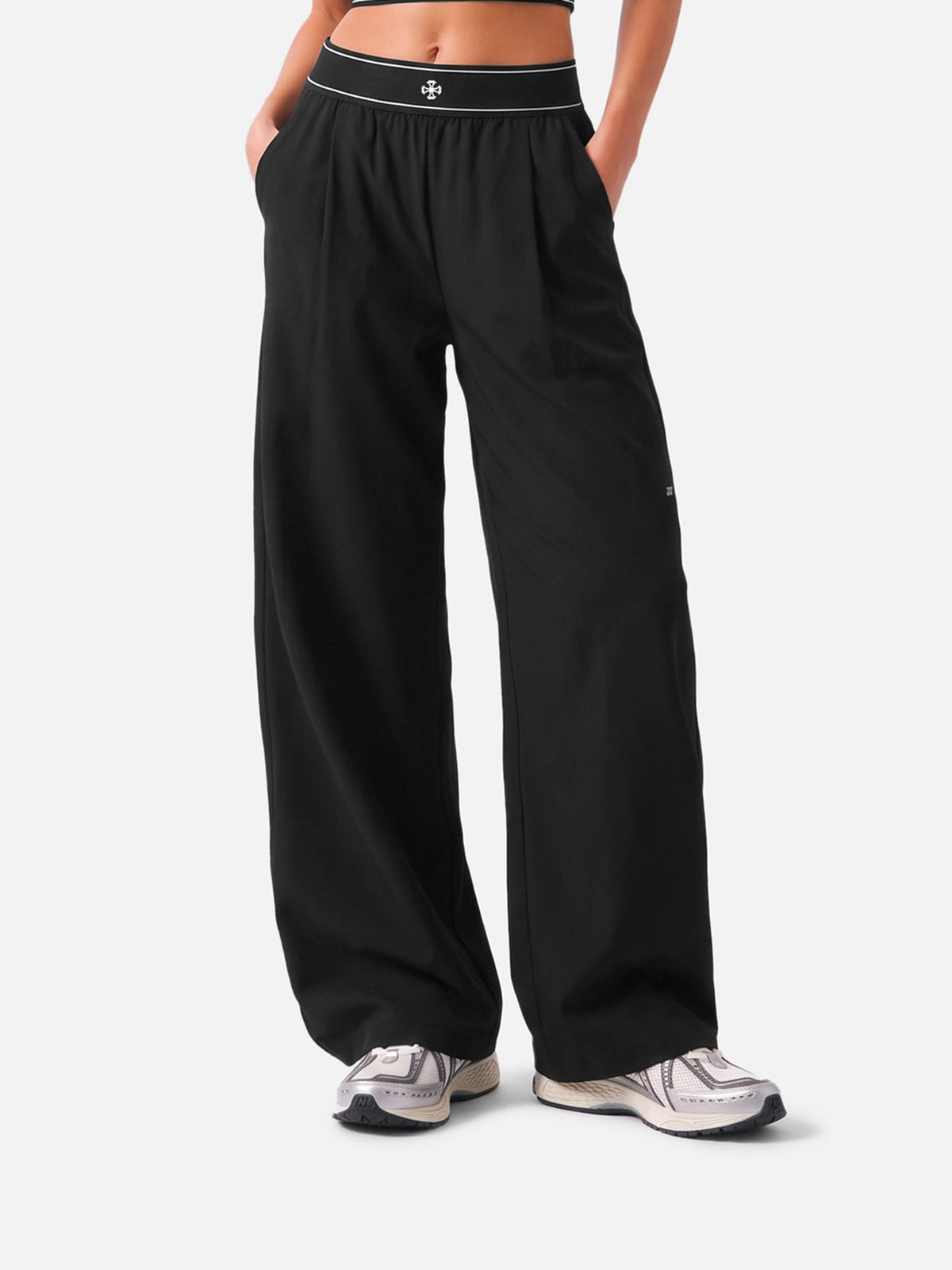 [Pre-Order] AERC Core Track Pants
