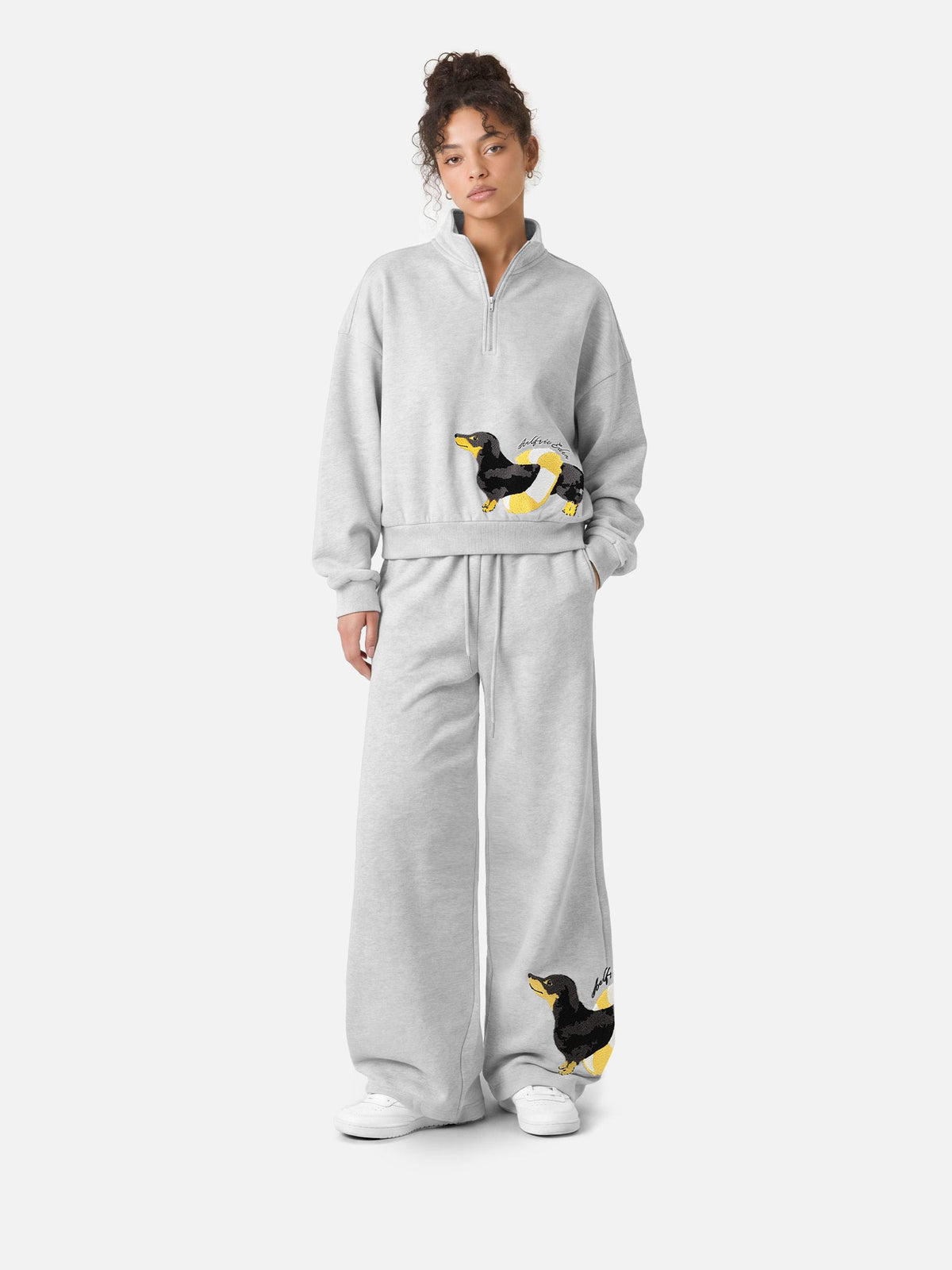 Aelfric Eden Dachshund Embroidery Quarter-Zip Sweatshirt