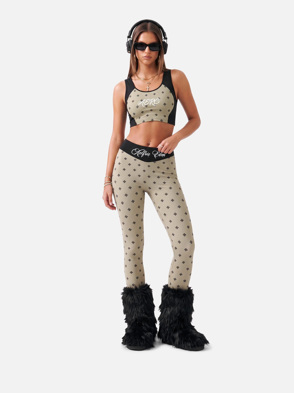 [Pre-Order] AERC Soft Logo Print Leggings